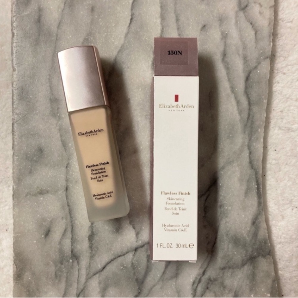 Elizabeth Arden Flawless Finish Skincaring Foundation Shade 150N Neutral New